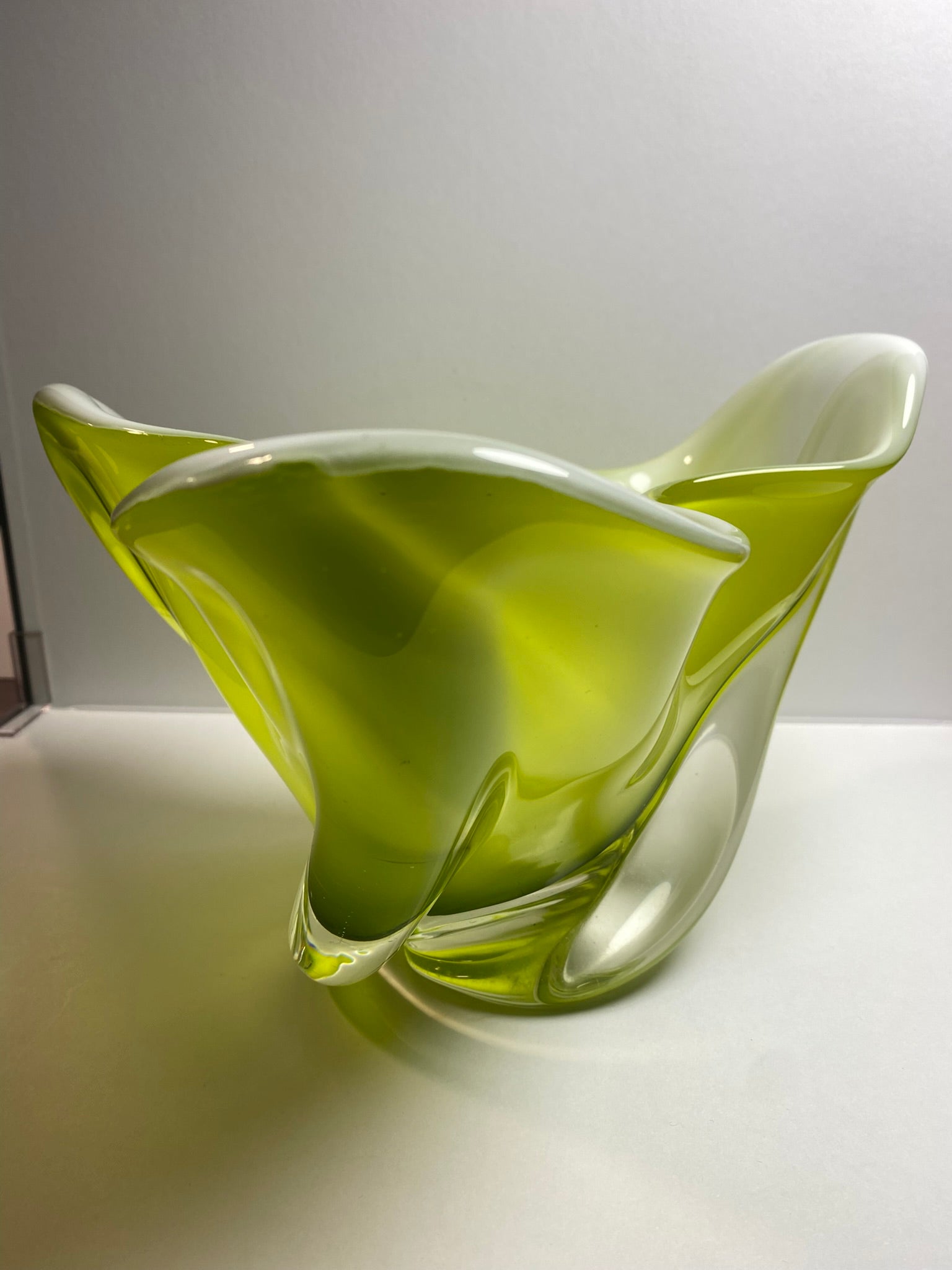Vintage Art Glass Yellow/Green Bowl