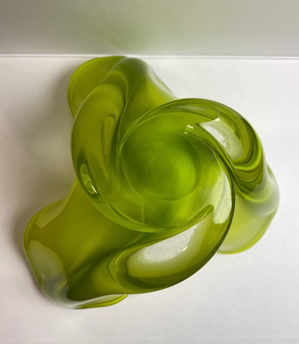Vintage Art Glass Yellow/Green Bowl
