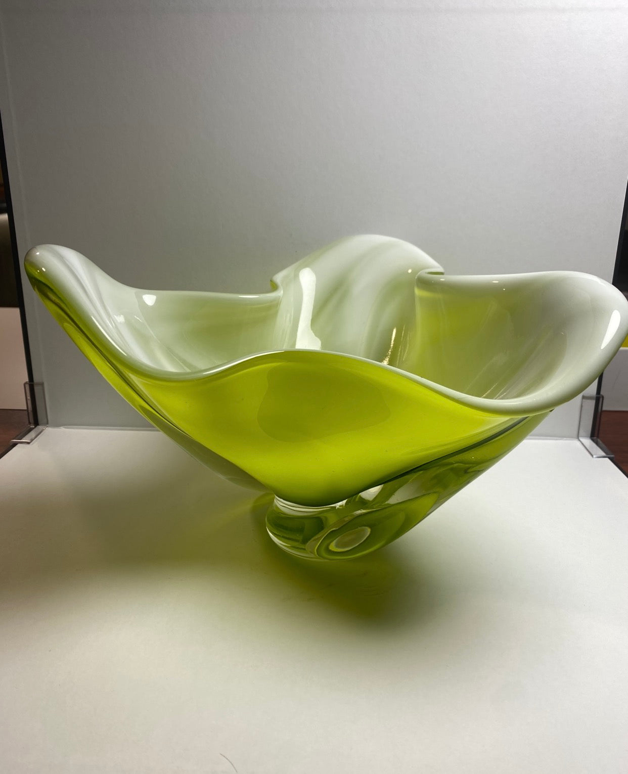 Vintage Art Glass Yellow/Green Bowl